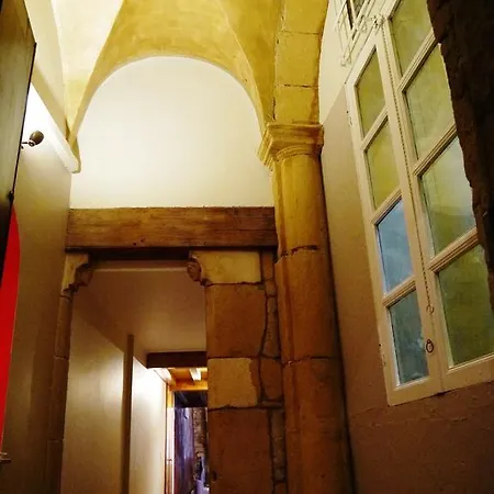 Apartment La Saint Jean *